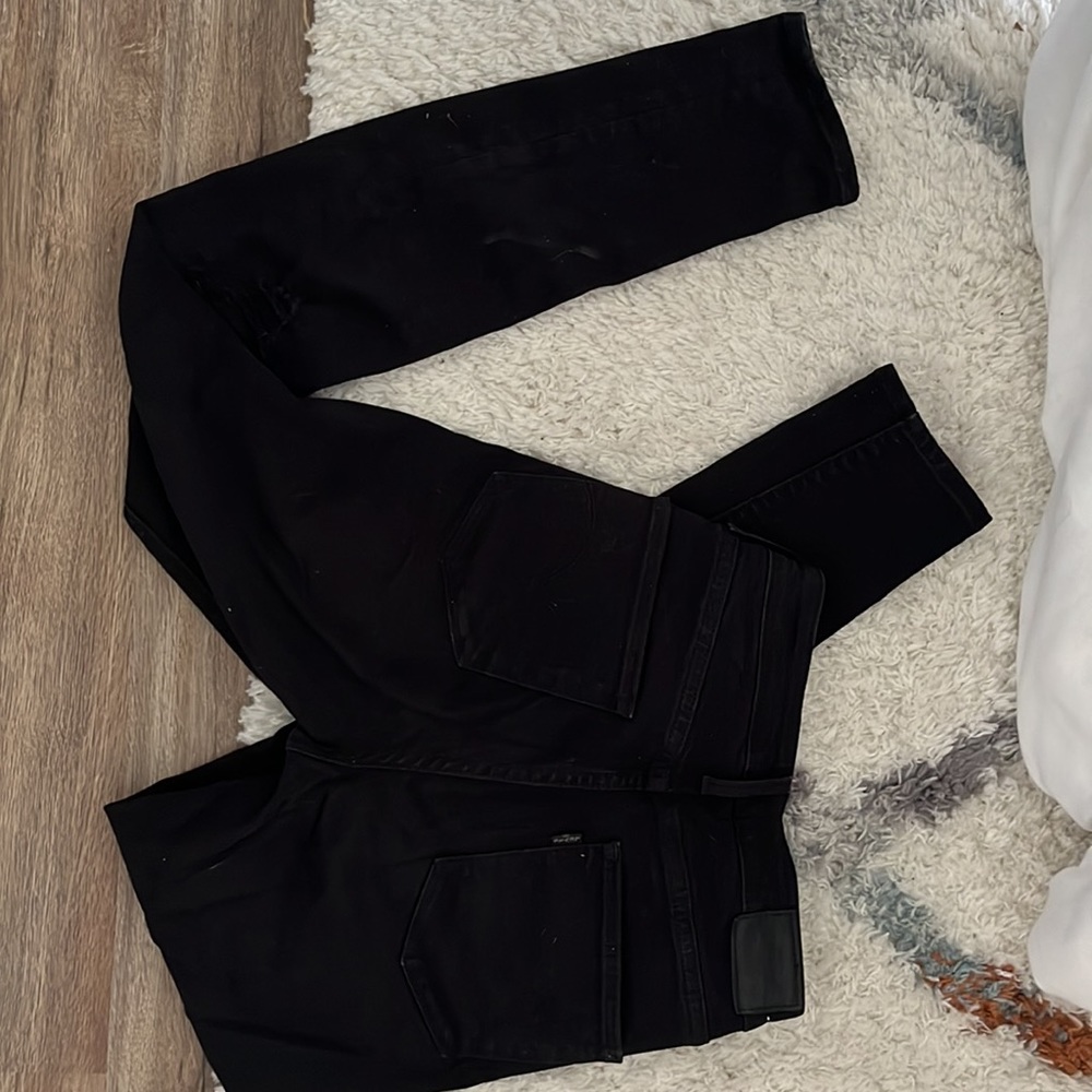 Levi’s Premium Jeans | Black, Ripped, High Rise Skinny Jean - Picture 4 of 4